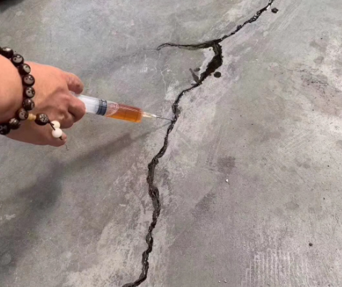 金昌混凝土裂缝修补技术详解​
